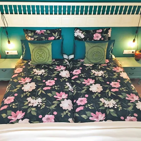 Del Gecko Bed & Breakfast *